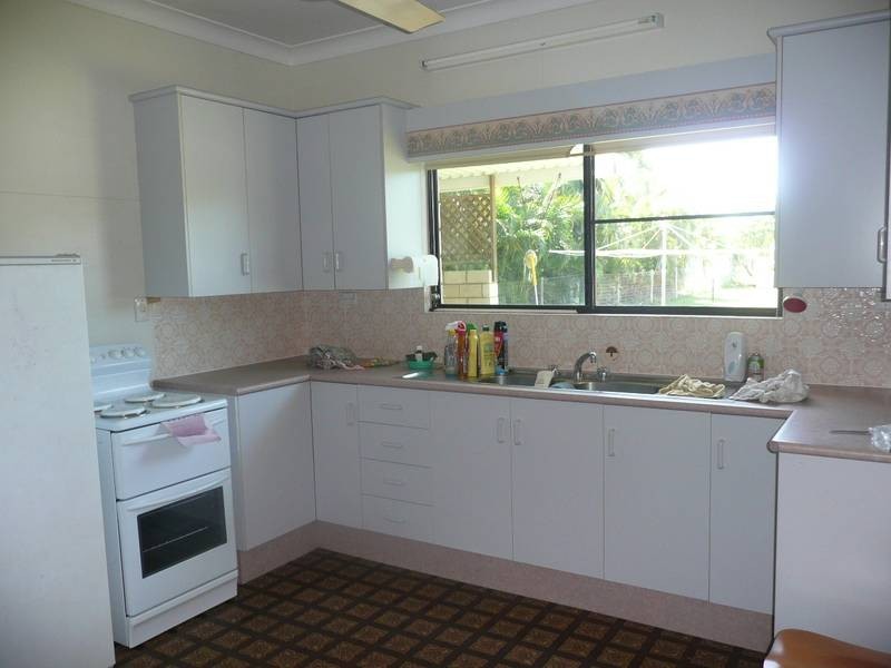 114A Powell Street, Bowen QLD 4805