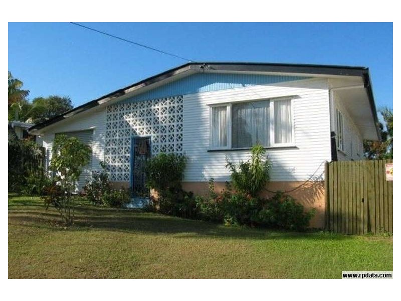 54 Herbert Street, Bowen QLD 4805
