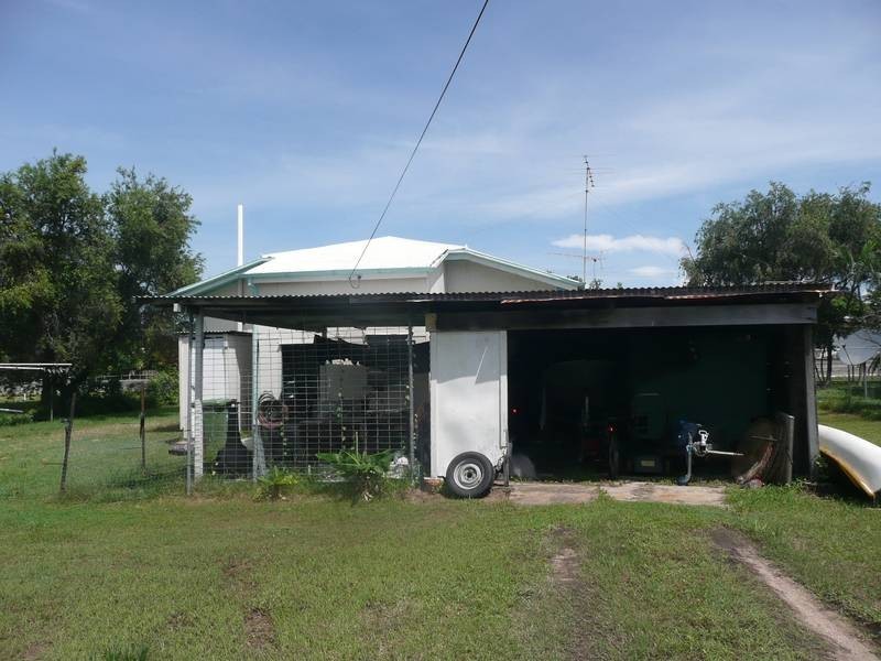 62 Livingstone Street, Bowen QLD 4805