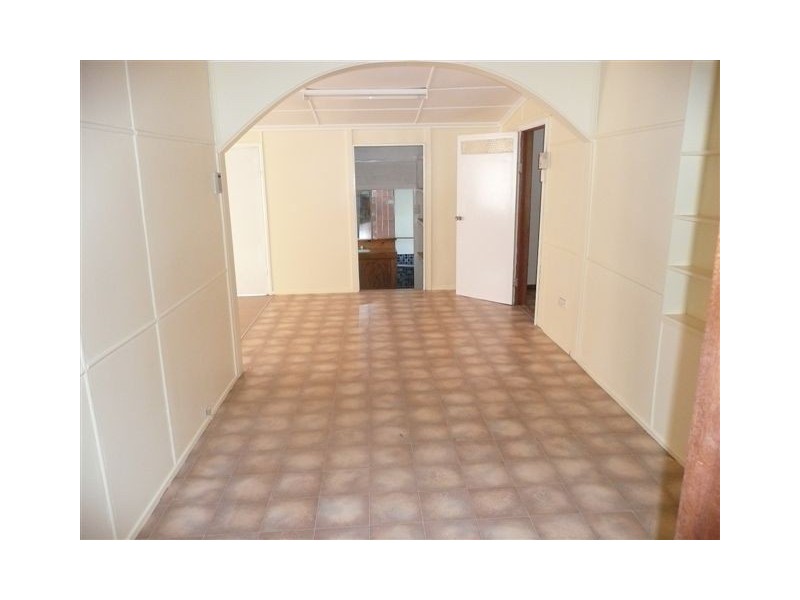 57 Ninth Avenue, Collinsville QLD 4804