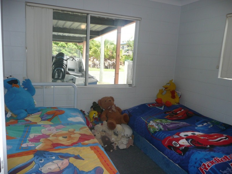 48 Creek Street, Bowen QLD 4805