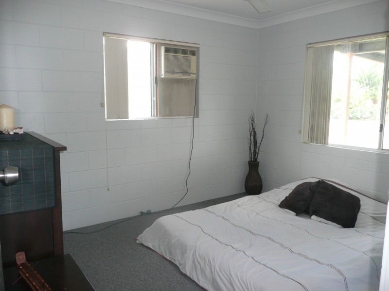 48 Creek Street, Bowen QLD 4805