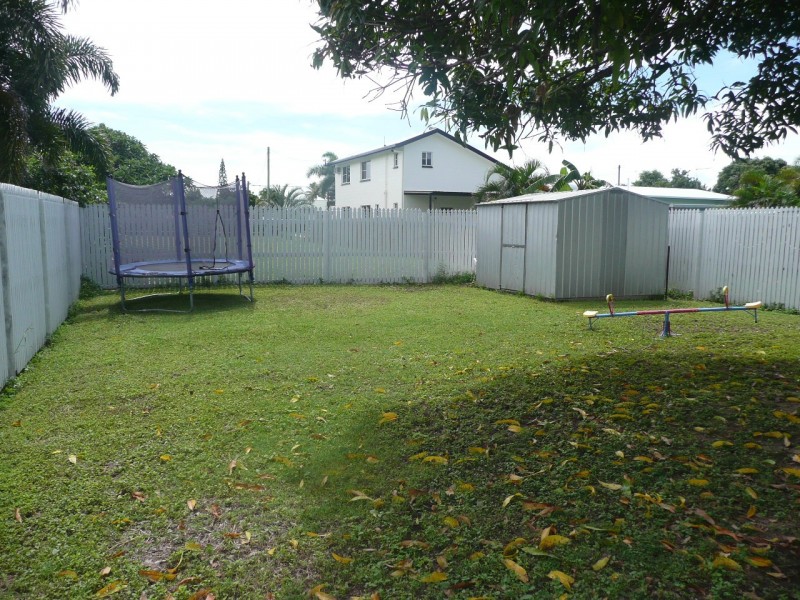 48 Creek Street, Bowen QLD 4805