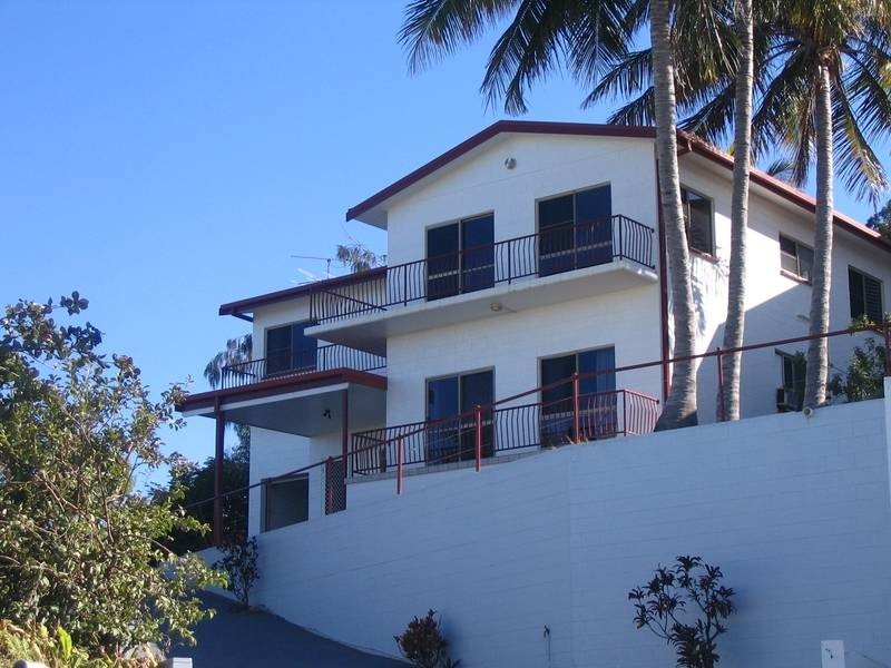 1/12 Poinciana Street, Bowen QLD 4805