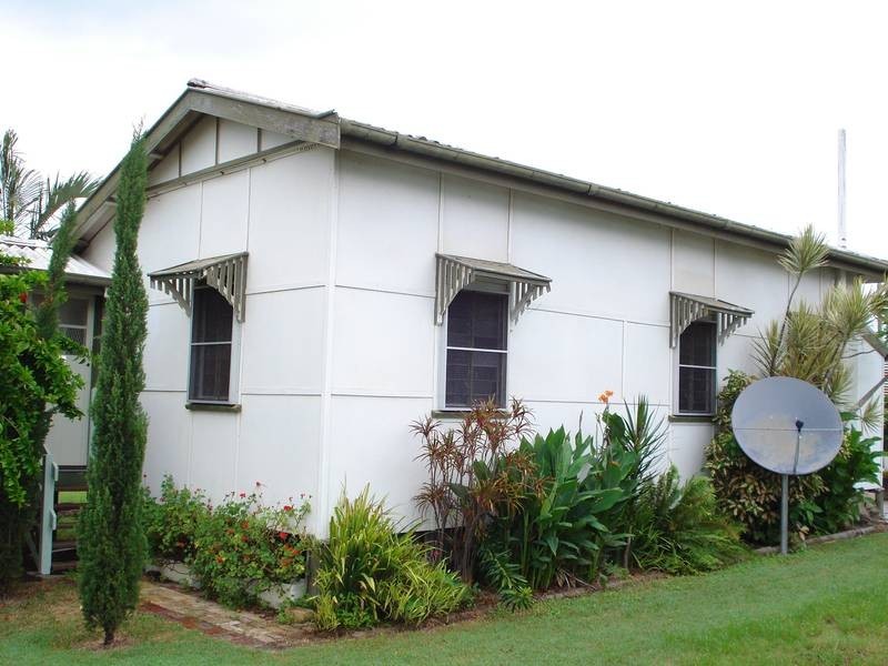 17 Brisbane Street, Bowen QLD 4805