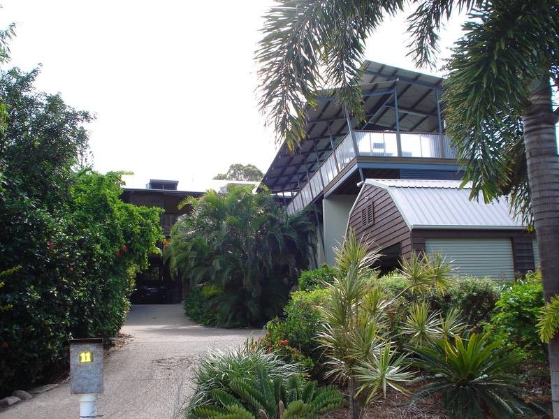 11 Banyan Drive, Bowen QLD 4805