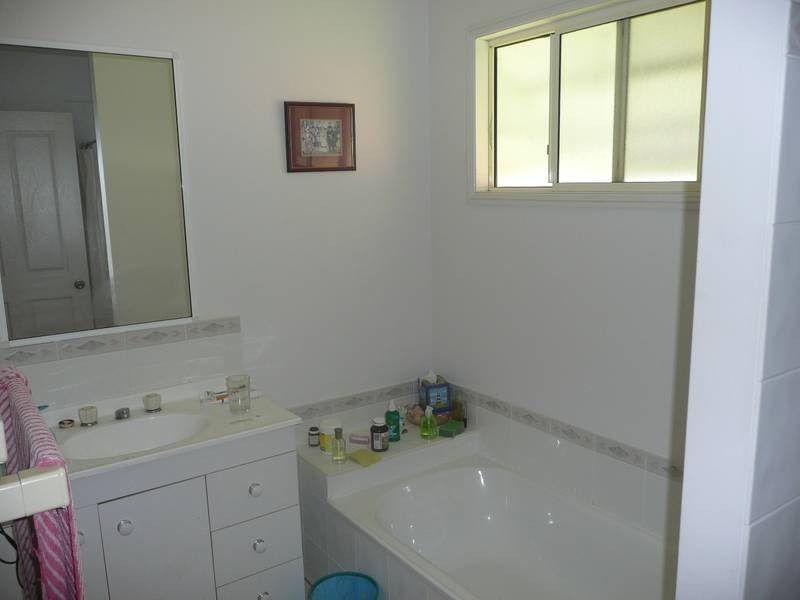 32 Murroona Road, Bowen QLD 4805