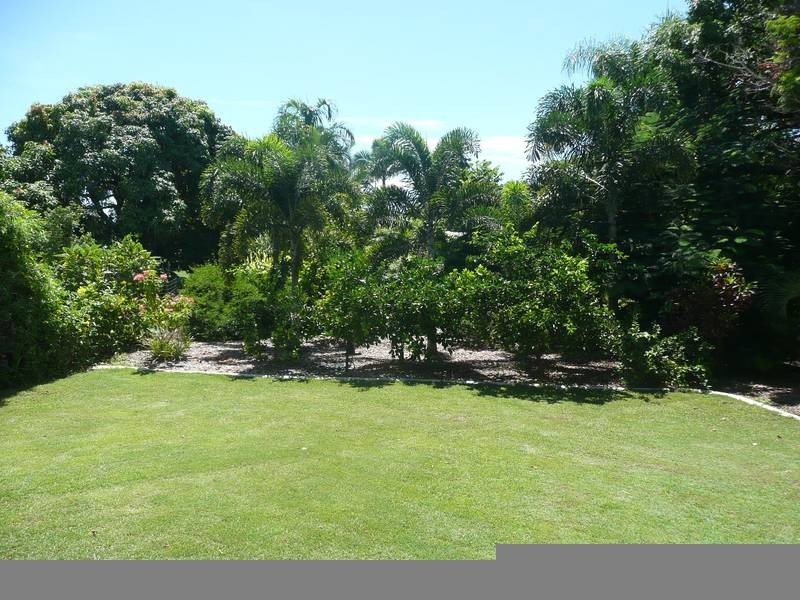 32 Murroona Road, Bowen QLD 4805