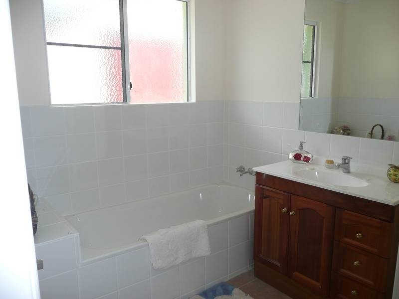 47 Whyte Avenue, Brisk Bay QLD 4805
