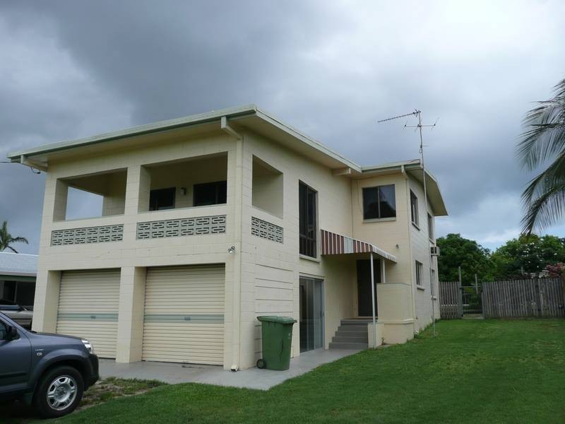 12 Wentworth Street, Bowen QLD 4805