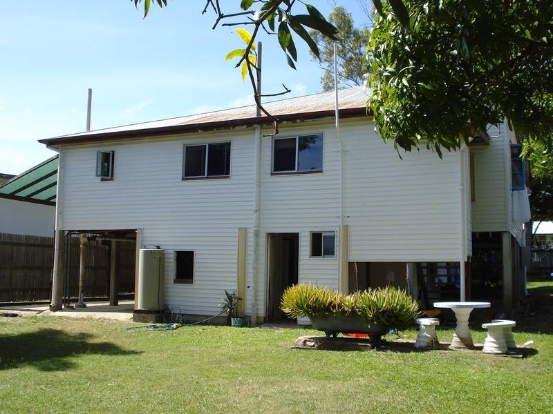 38 Reynolds Street, Bowen QLD 4805
