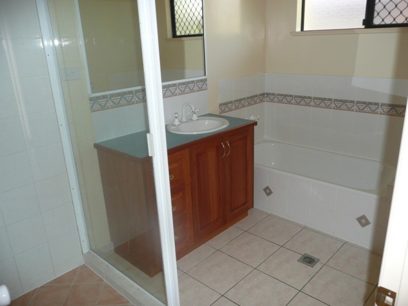 10 Peters Place, Bowen QLD 4805