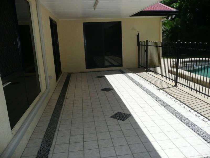 10 Peters Place, Bowen QLD 4805