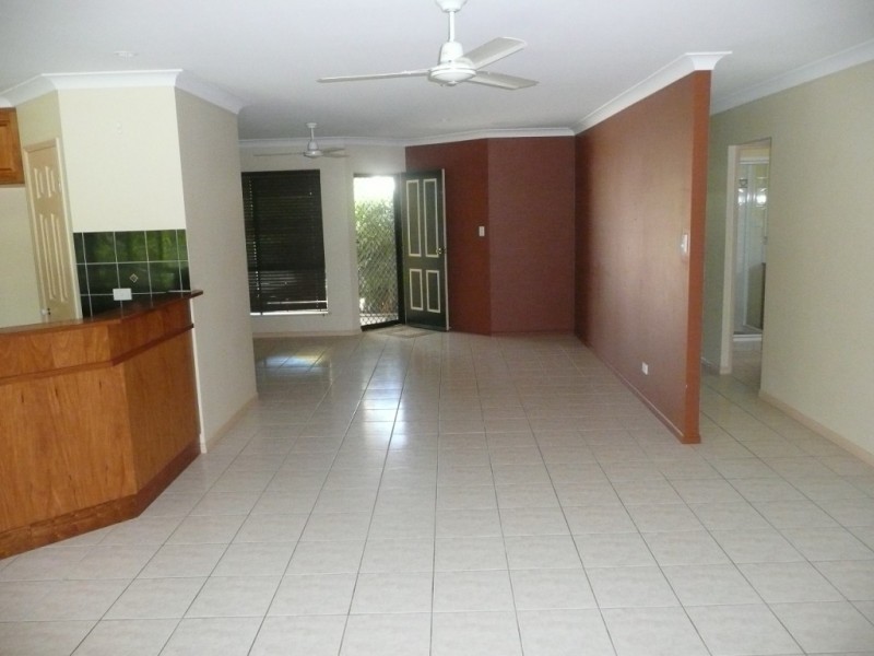 10 Peters Place, Bowen QLD 4805