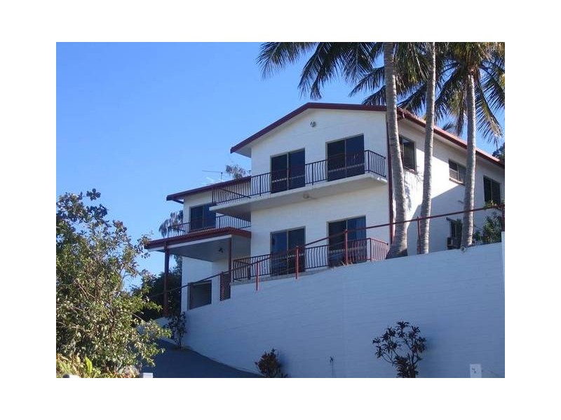 1/12 Poinciana Street, Bowen QLD 4805