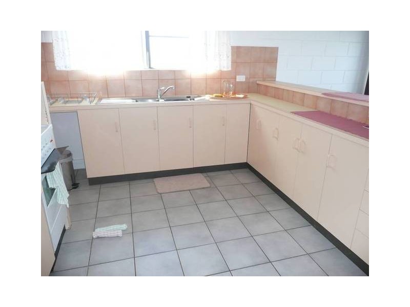 1/12 Poinciana Street, Bowen QLD 4805