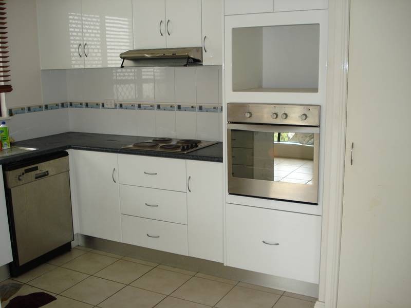 1/13 Queens Road, Bowen QLD 4805