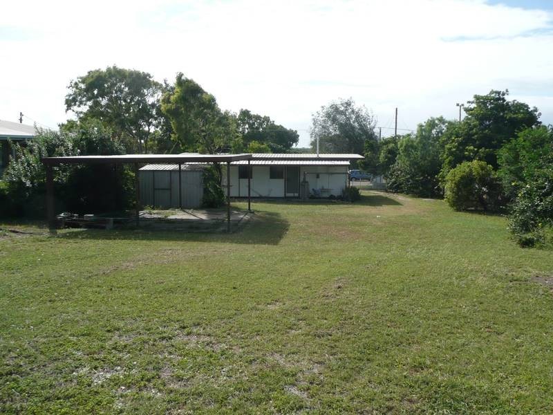 9 Queens Road, Bowen QLD 4805
