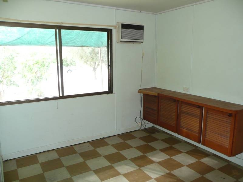 9 Queens Road, Bowen QLD 4805