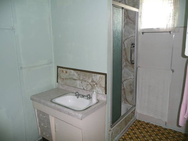 13 Belmore Street, Collinsville QLD 4804