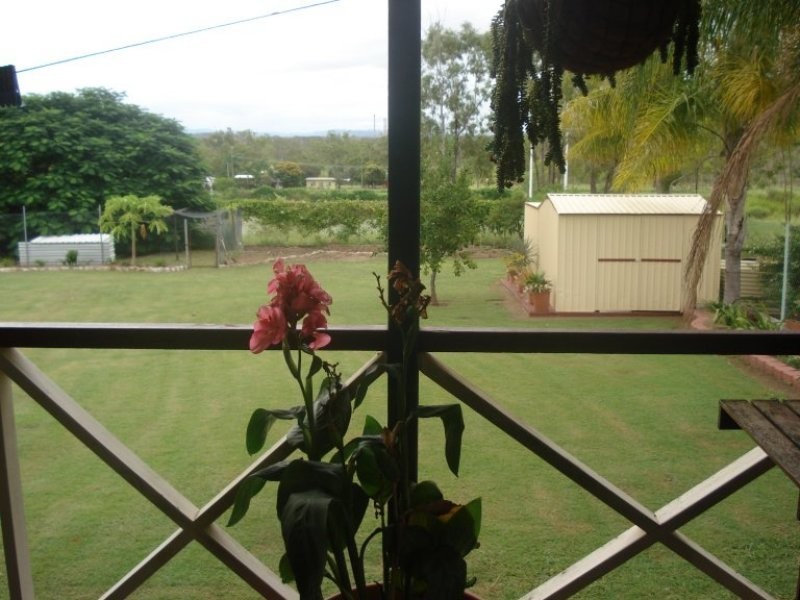 2 Ninth Avenue, Scottville QLD 4804