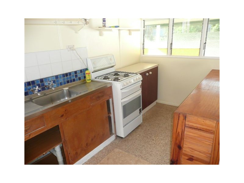 57 Ninth Avenue, Scottville QLD 4804