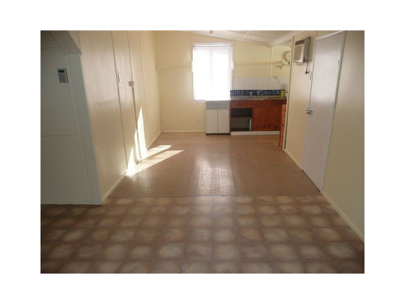 57 Ninth Avenue, Scottville QLD 4804