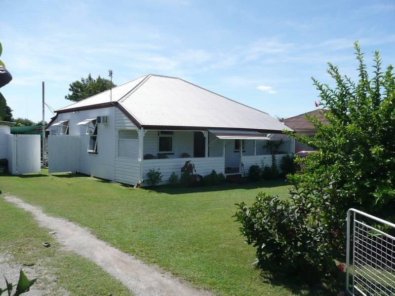 22 Poole Street, Bowen QLD 4805
