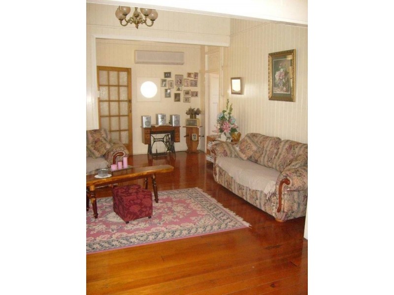 7 Hay Street, Bowen QLD 4805