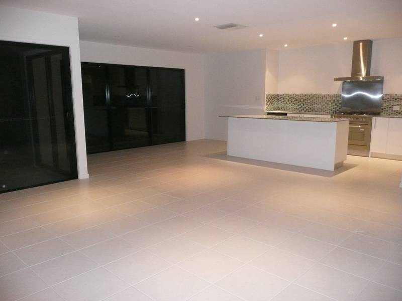 8 Gilbert Street, Bowen QLD 4805