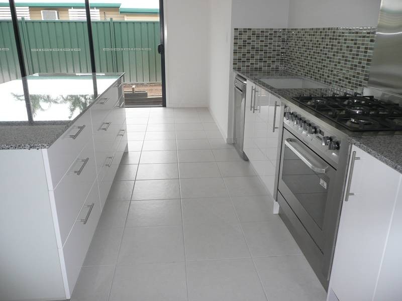 8 Gilbert Street, Bowen QLD 4805