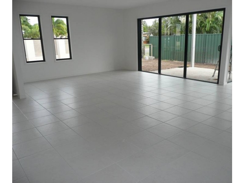 8 Gilbert Street, Bowen QLD 4805