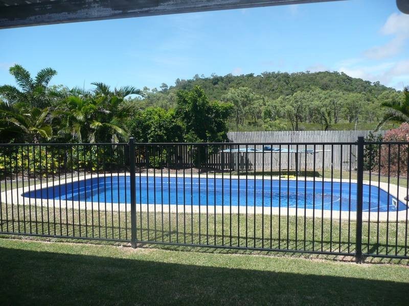 142 Ocean View Drive, Bowen QLD 4805