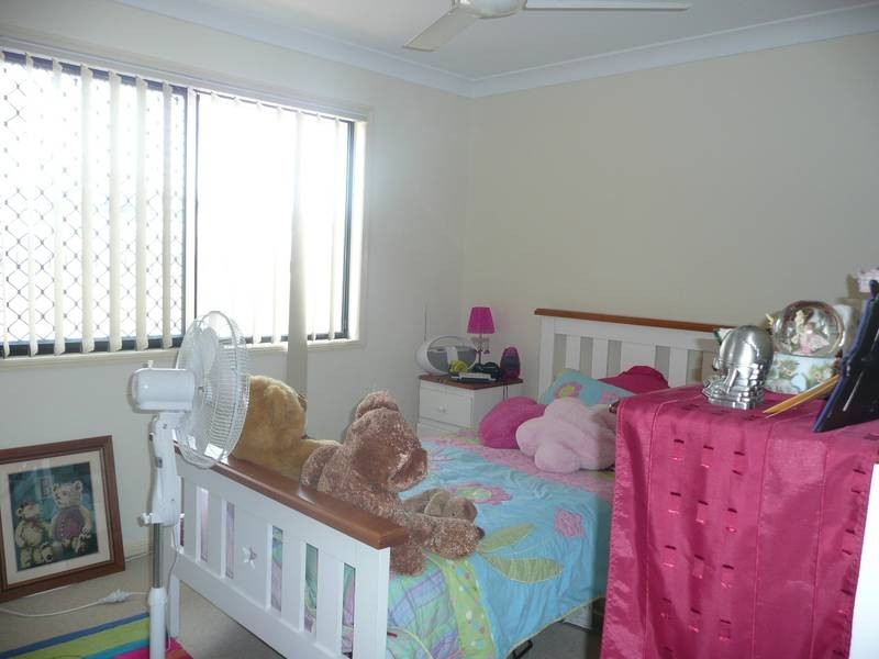 142 Ocean View Drive, Bowen QLD 4805