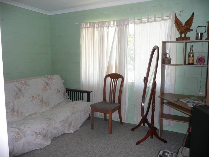 7 Queens Road, Bowen QLD 4805