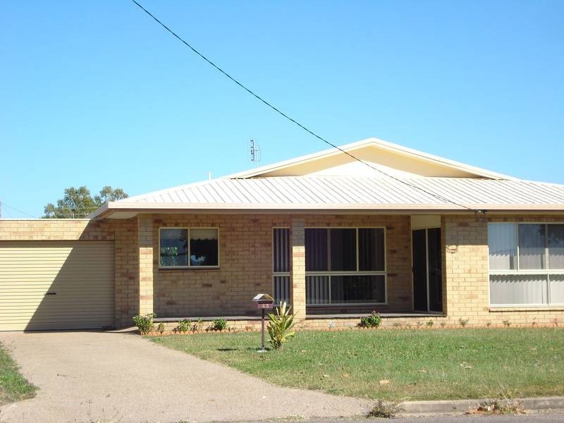 43 The Esplanade, Bowen QLD 4805
