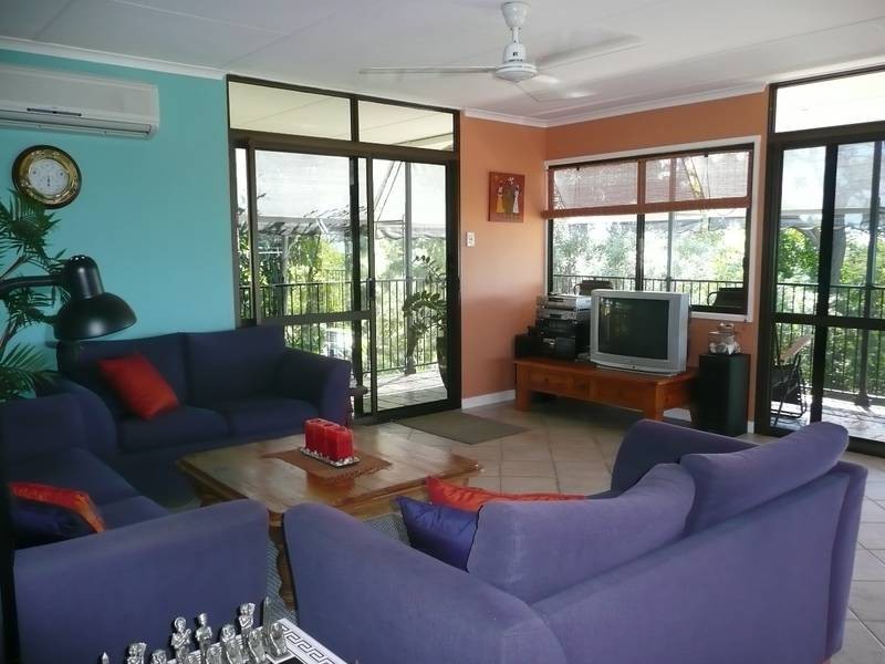 46 Whyte Avenue, Bowen QLD 4805