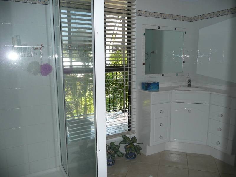 46 Whyte Avenue, Bowen QLD 4805