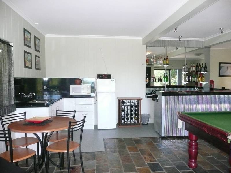 46 Whyte Avenue, Bowen QLD 4805
