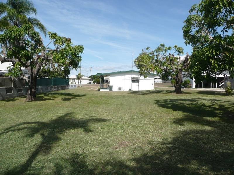 112 Powell Street, Bowen QLD 4805