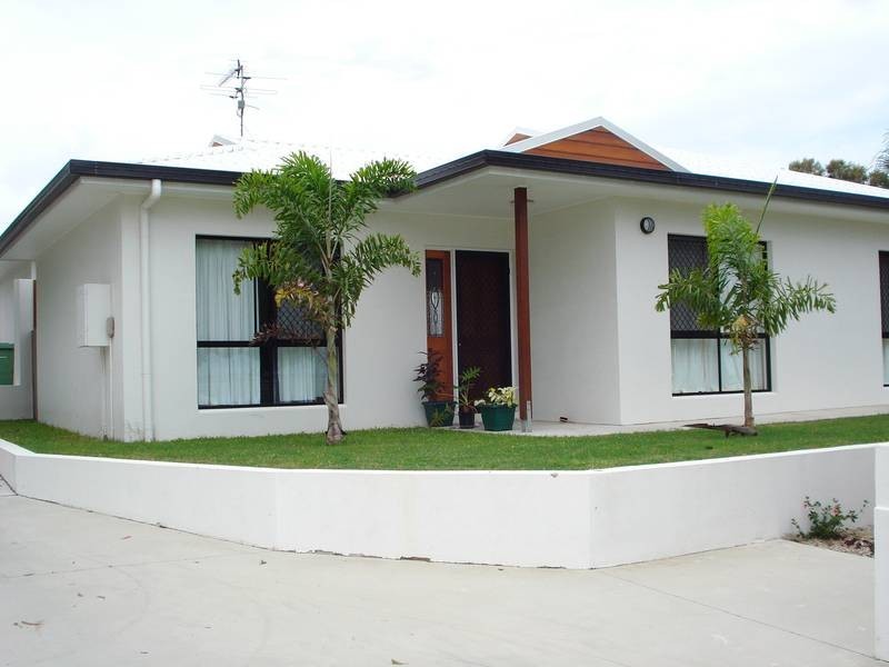 3/13 Queens Road, Bowen QLD 4805