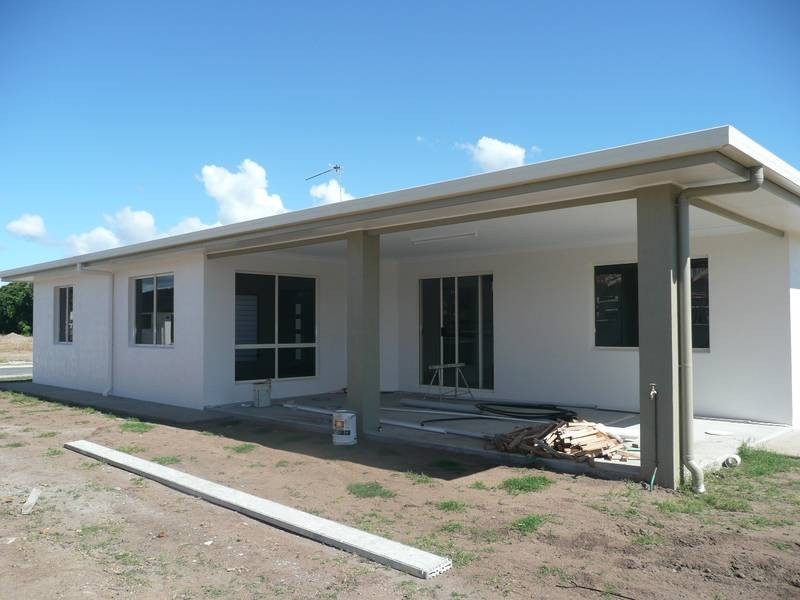 3 Lemon Grove, Bowen QLD 4805