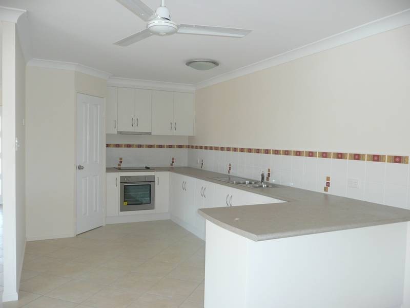 3 Lemon Grove, Bowen QLD 4805