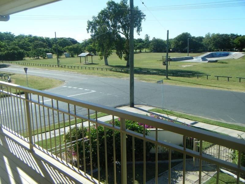 3/1 Murroona Road, Bowen QLD 4805