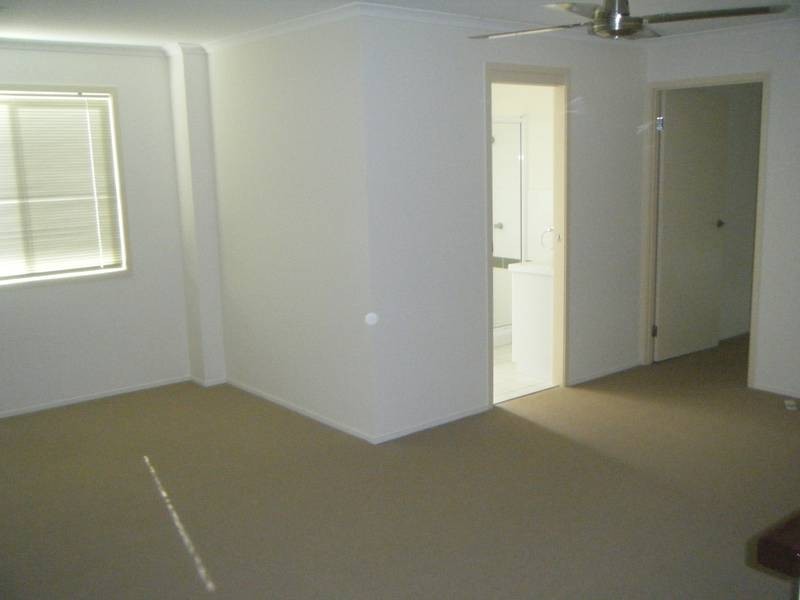 3/1 Murroona Road, Bowen QLD 4805