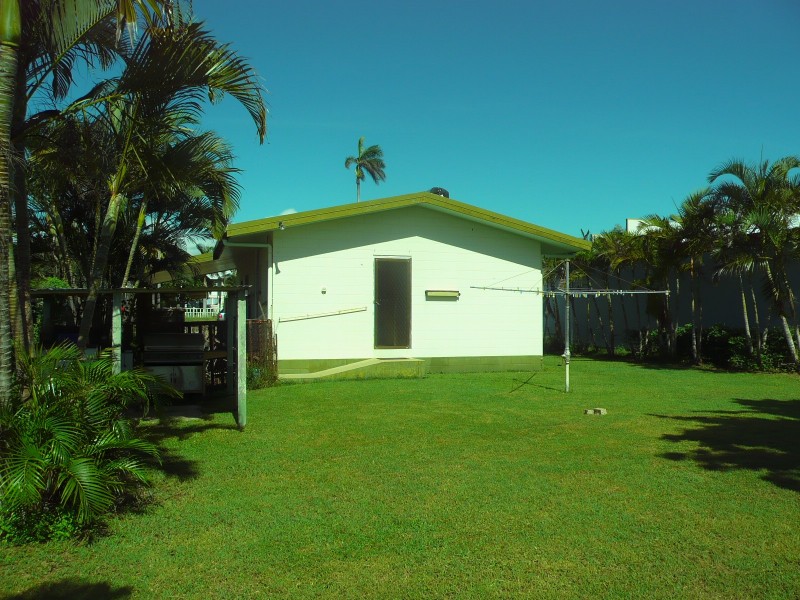 10b Brisbane Street, Bowen QLD 4805