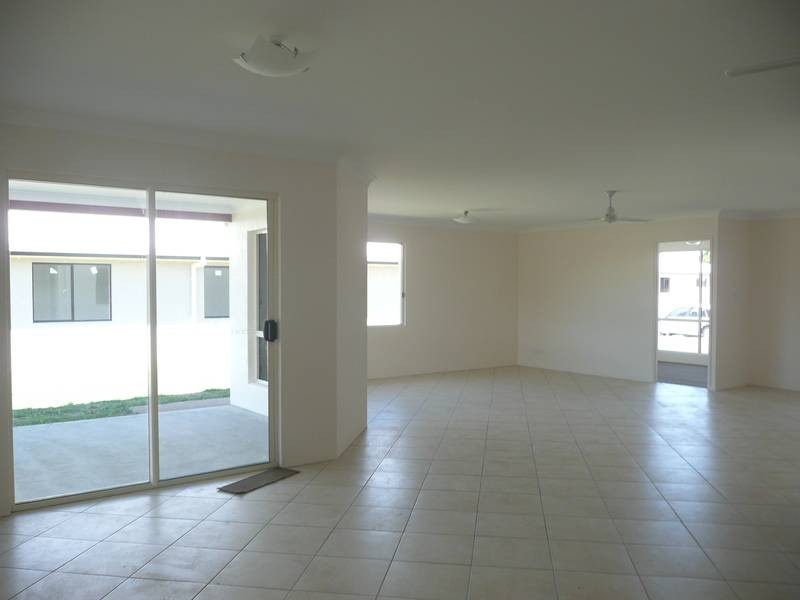 5 Lemon Grove, Bowen QLD 4805