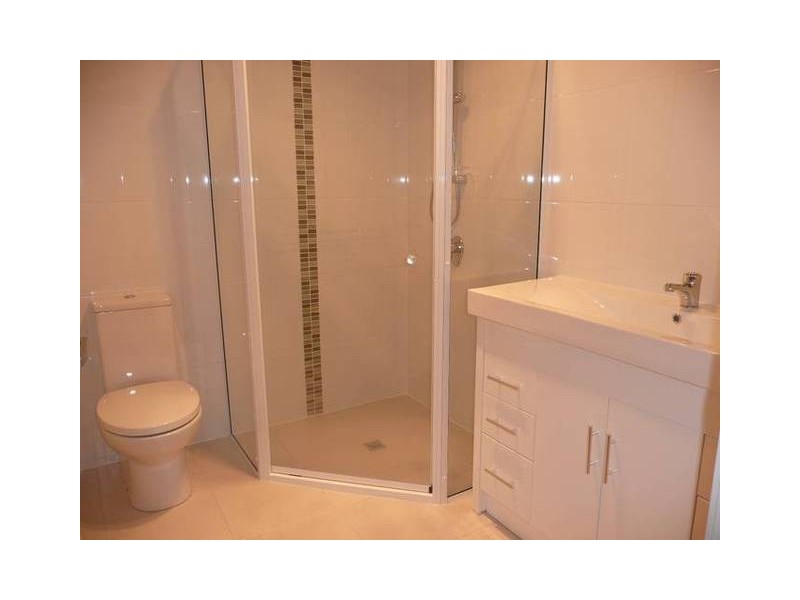 2/11 Field Street, Bowen QLD 4805