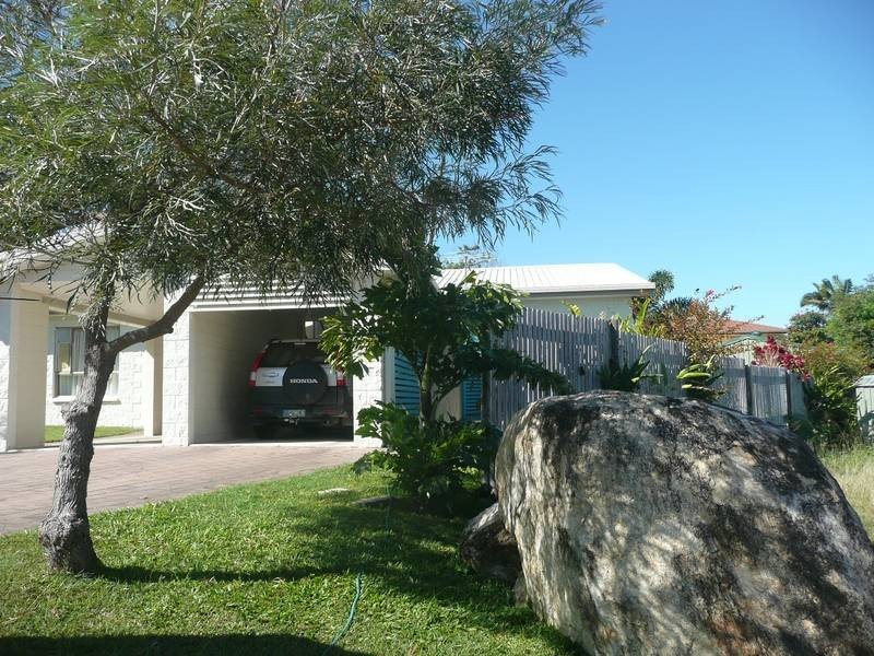 2/ 5 Lotus Lane, Bowen QLD 4805