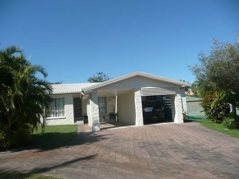 2/ 5 Lotus Lane, Bowen QLD 4805